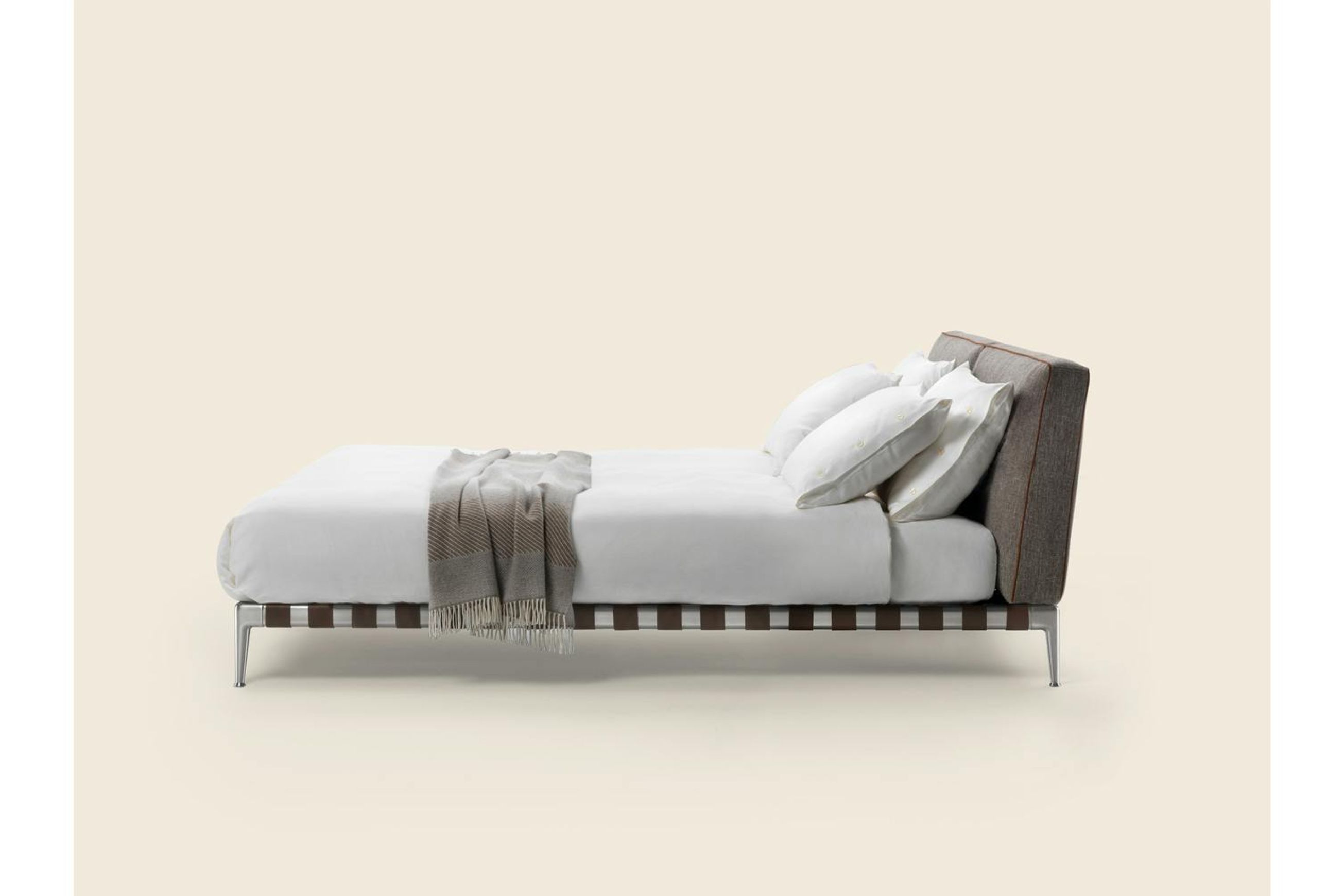 Gregory Bed By Flexform