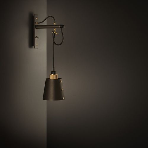 Hooked Wall/Small Light
