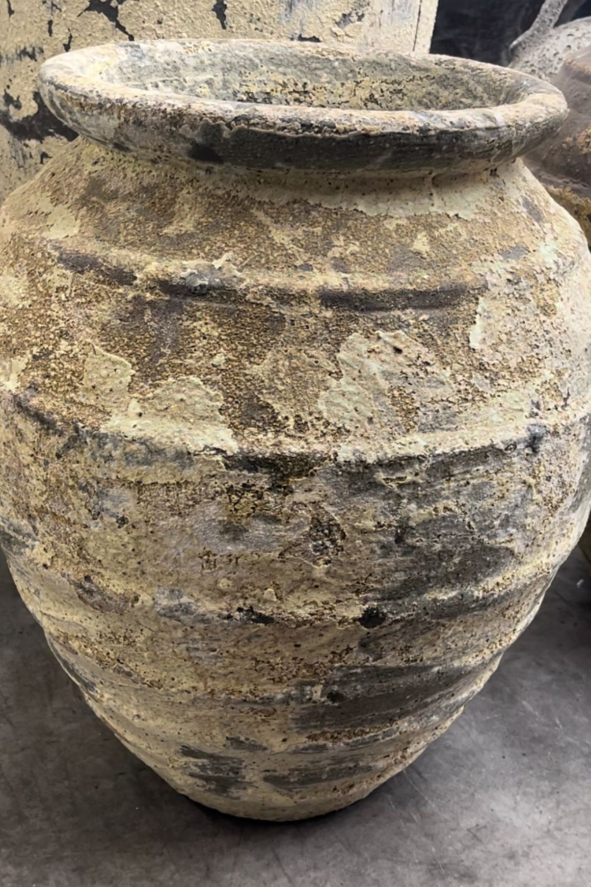 Atlantis - Beehive Jar