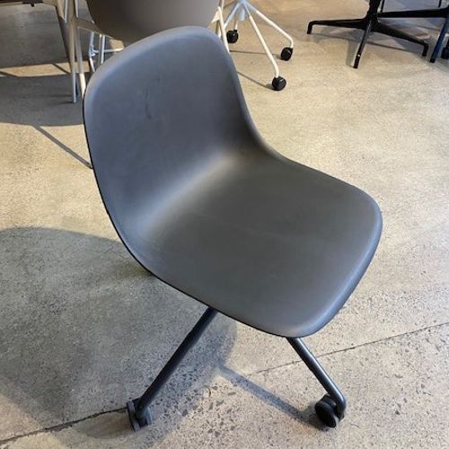 Muuto Fibre Swivel