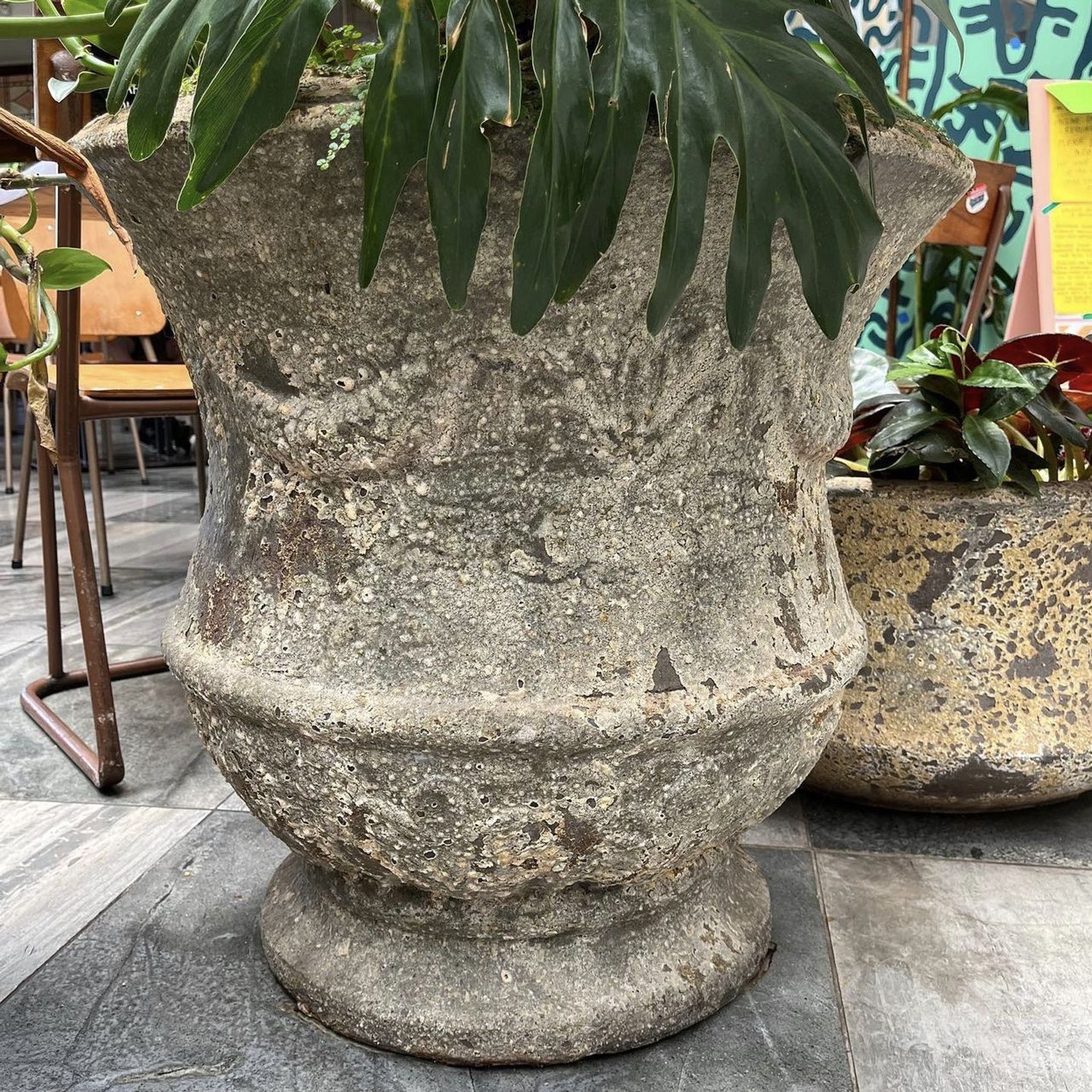 Atlantis - Thistle Urn
