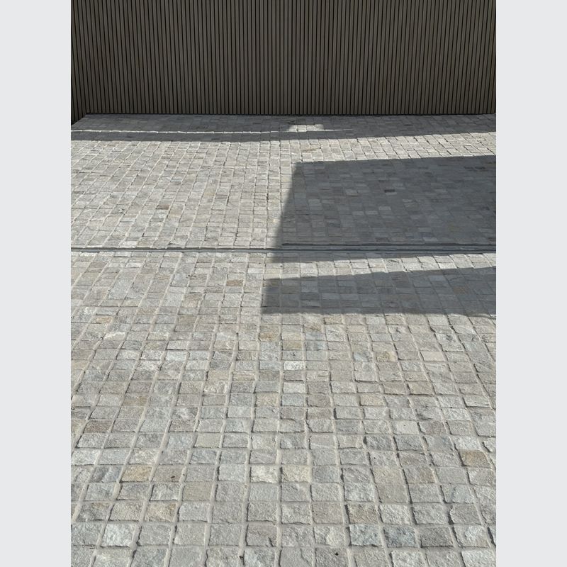 Gold & Grey Cobbles | Cobblestone