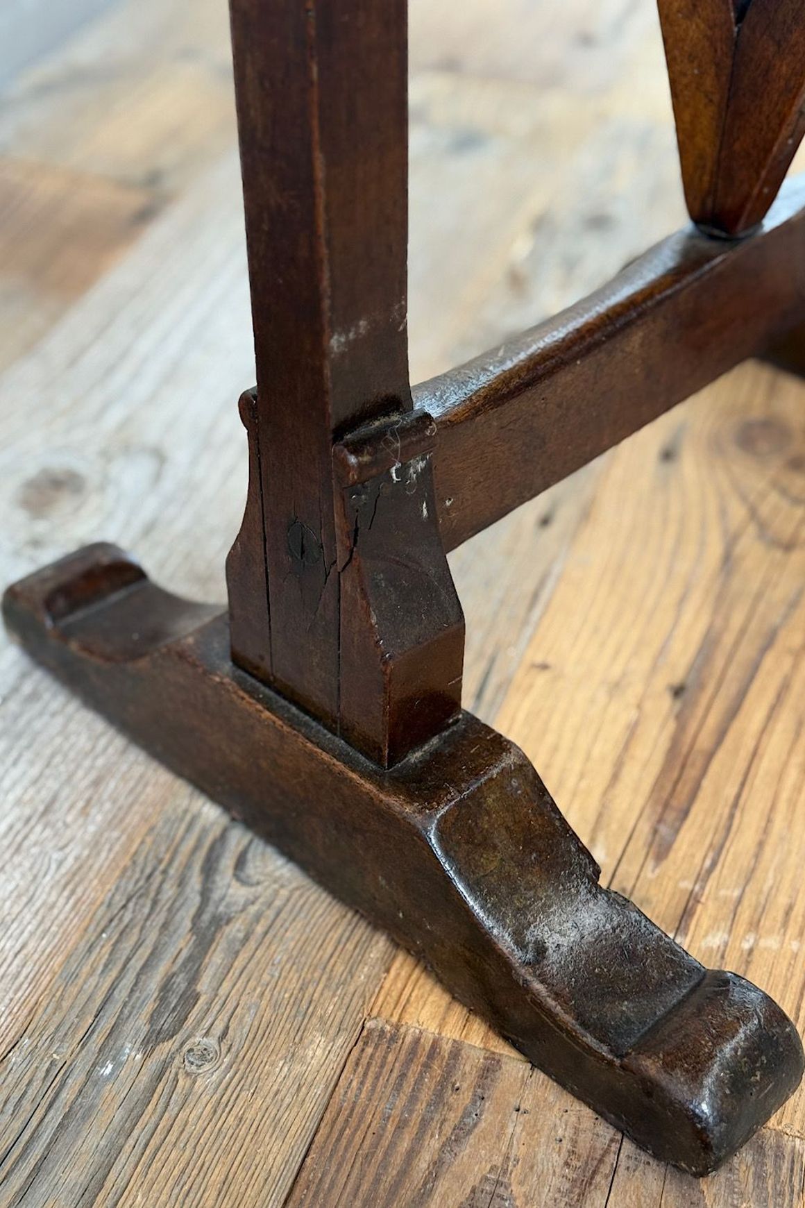 French Walnut Wine Harvest Table