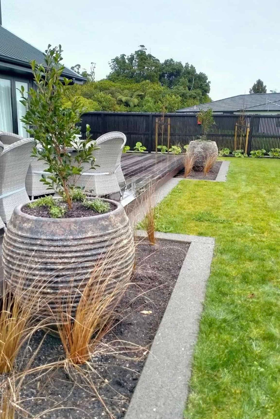 Beehive Jar