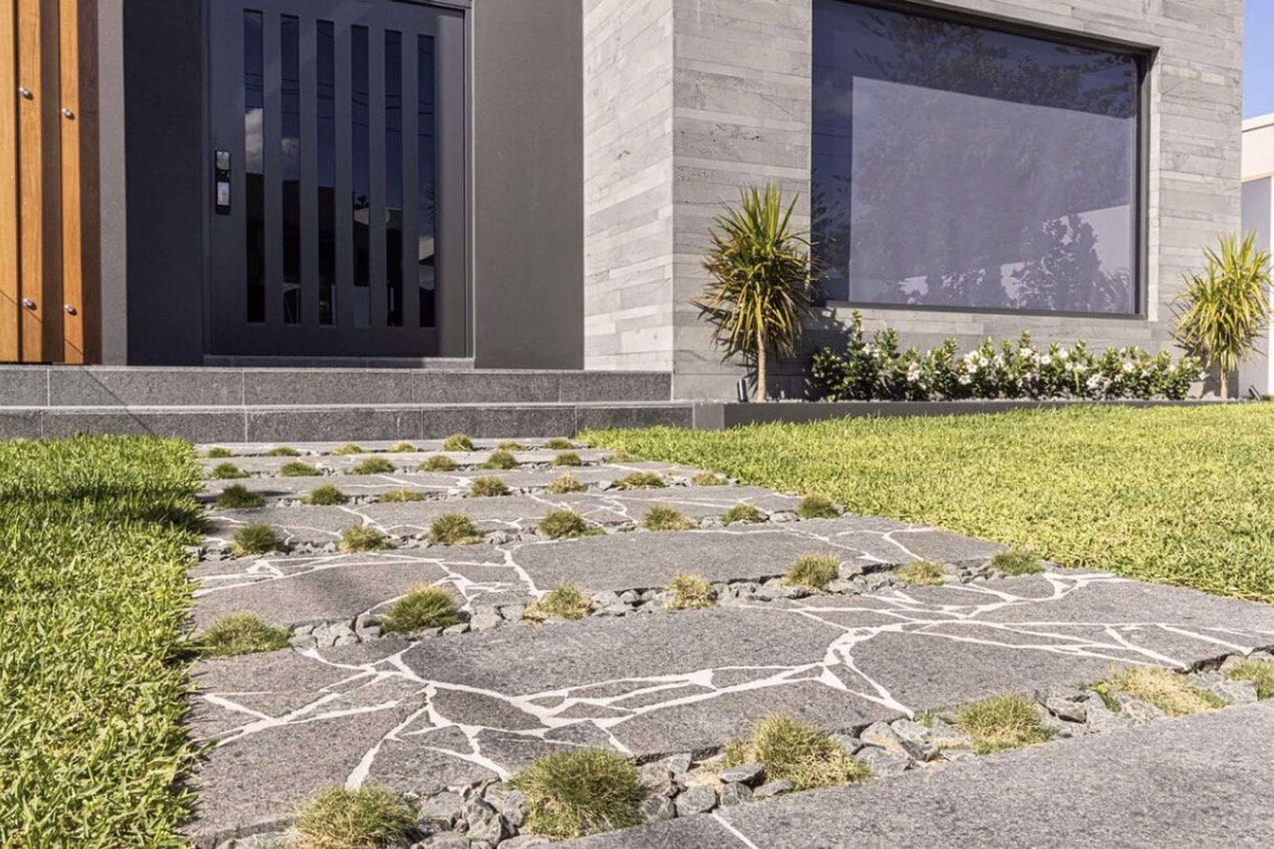 Impala Black Granite Crazy Paving