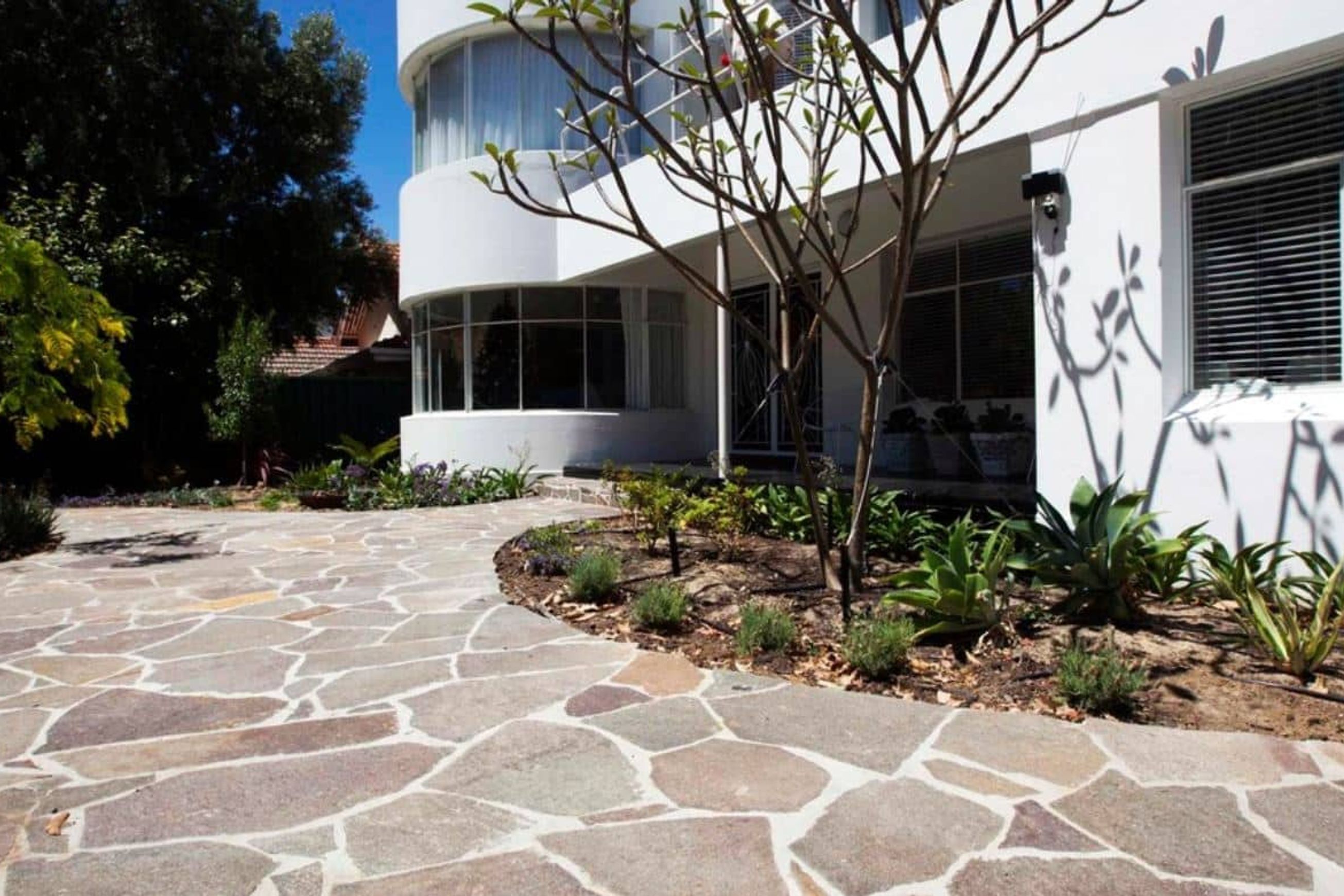 Italian Porphyry Crazy Paving