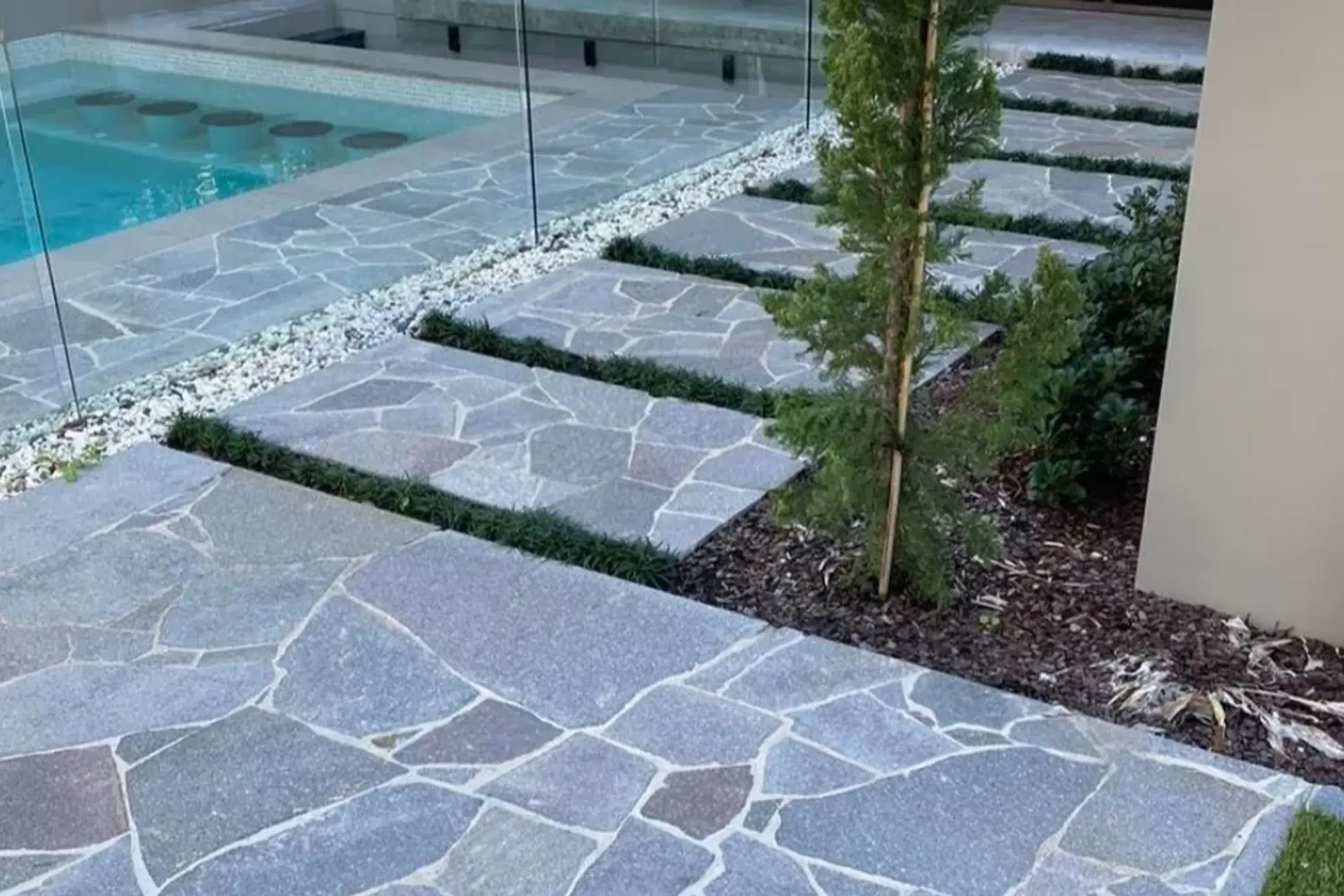 Italian Porphyry Crazy Paving