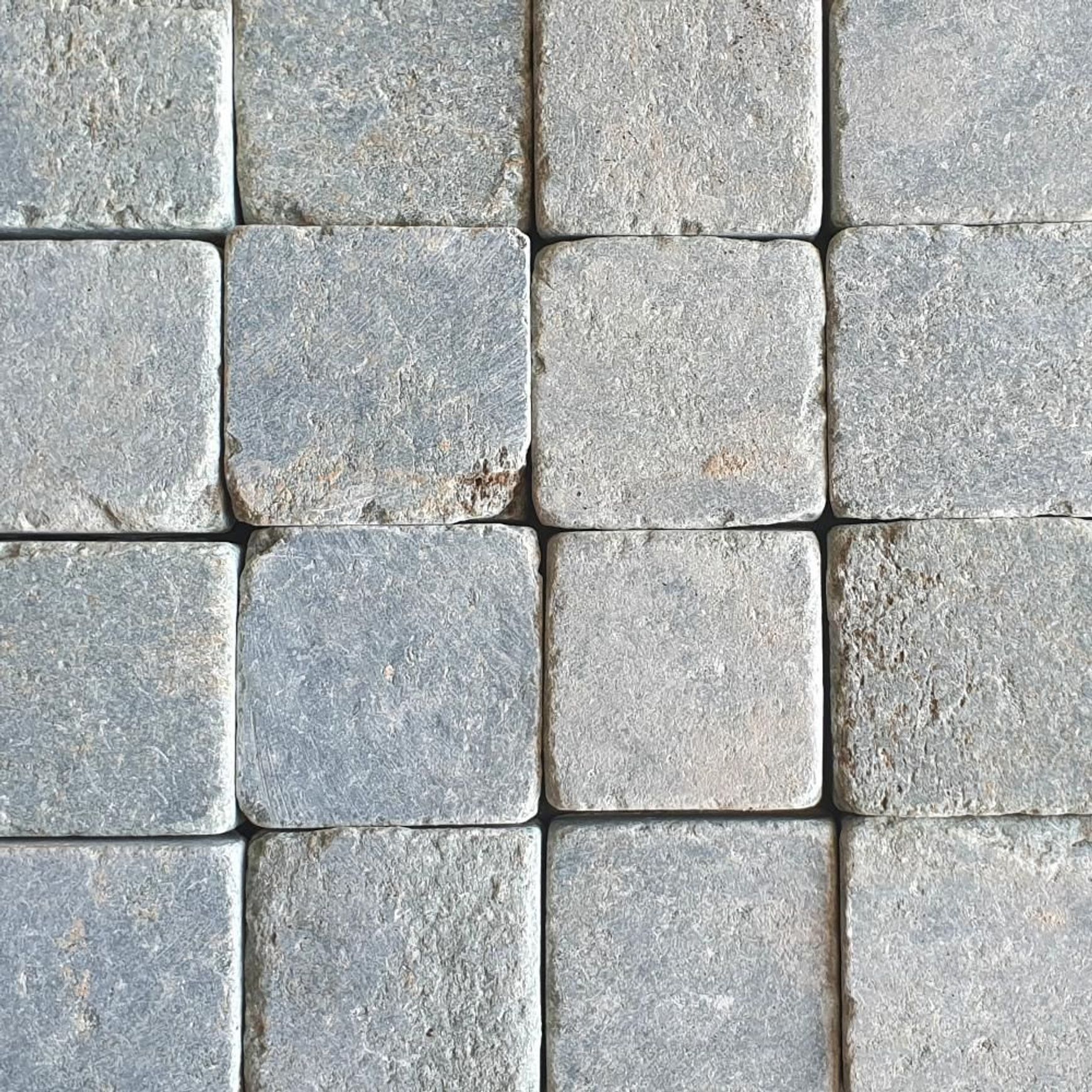 Kirra Cobblestone - 100mm x 100mm x 30mm