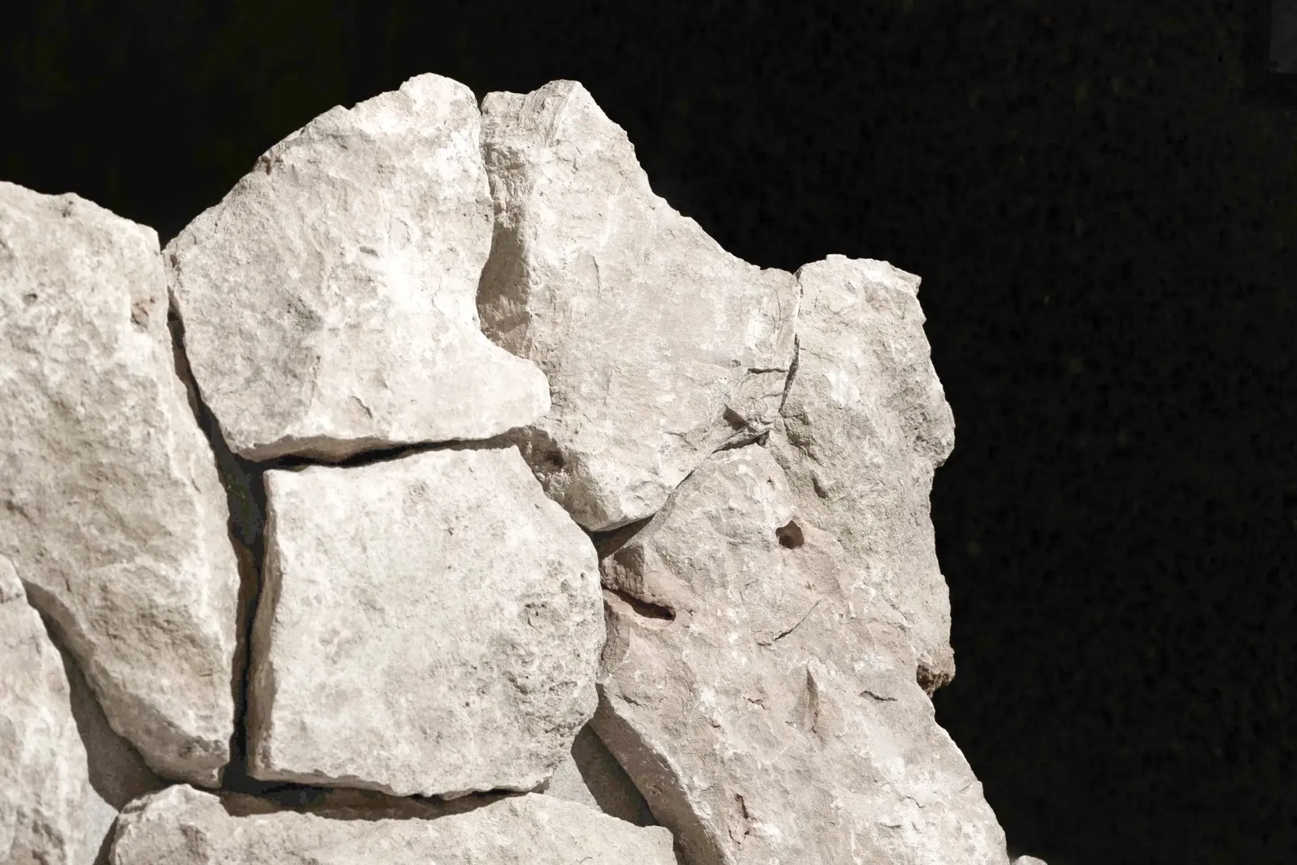 Luna Stone Wall Cladding