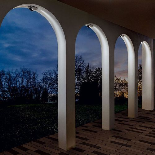 Lyss 1.0 Outdoor Projector Light