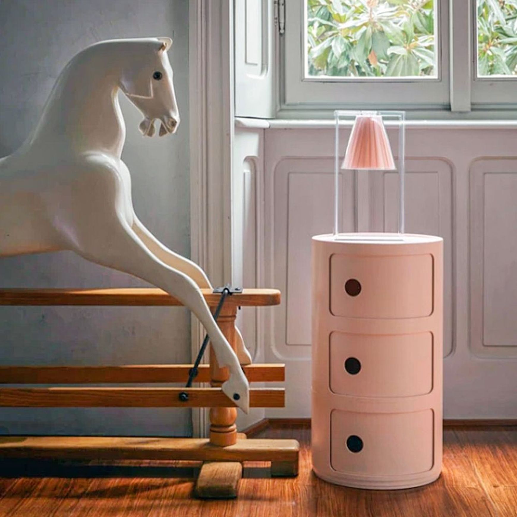 Light-Air Table Lamp