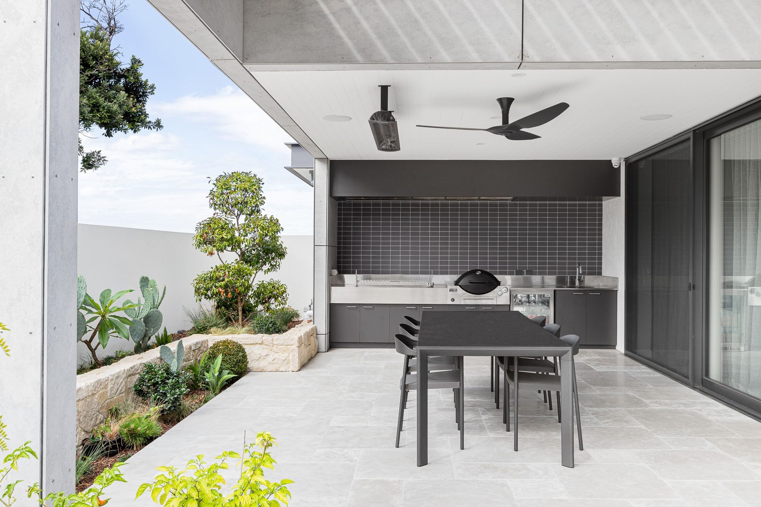 Maddison Tumbled Limestone Pool Coping