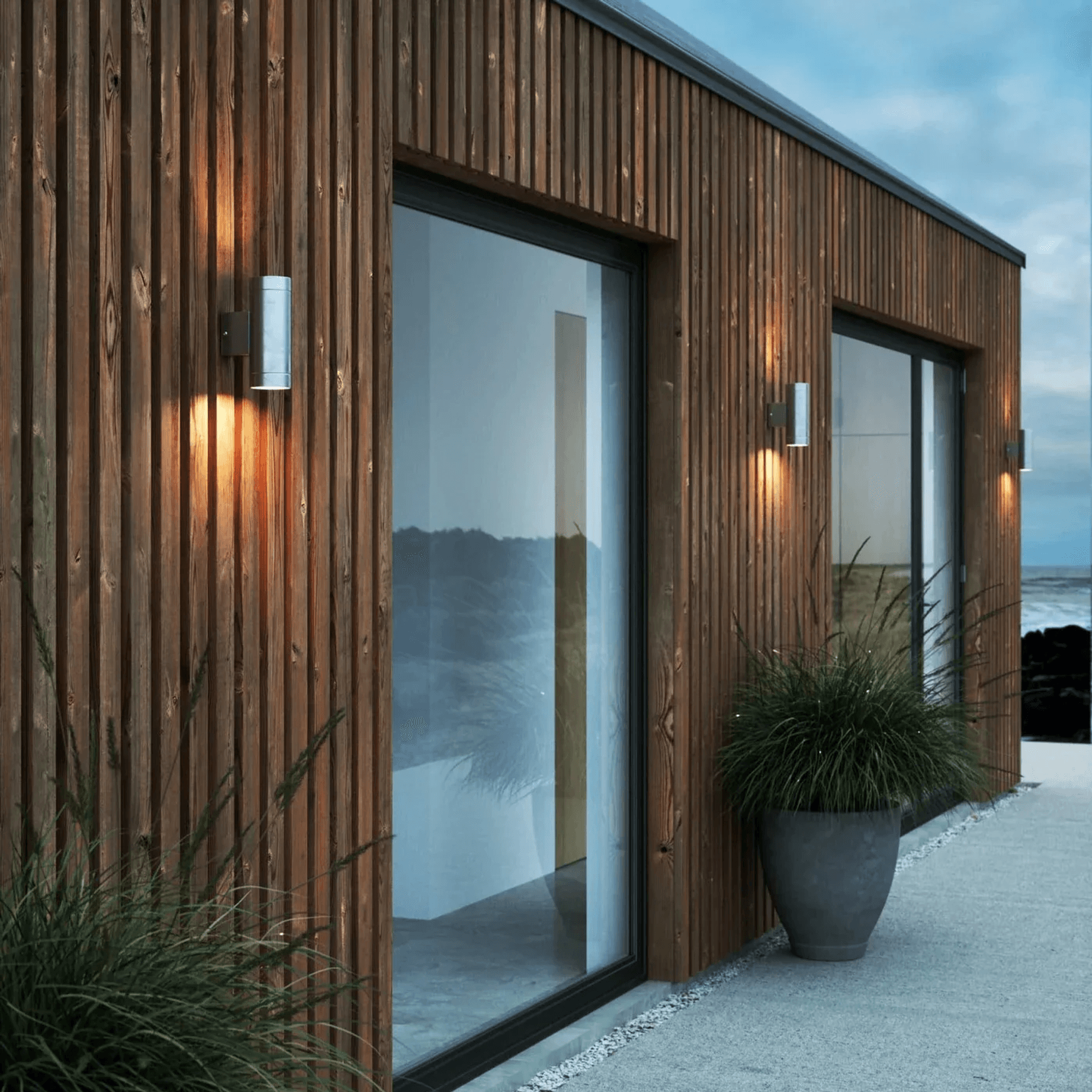 Tin Maxi Double Wall Light