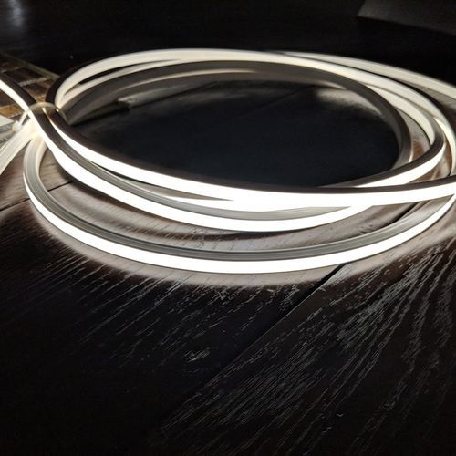 Taipan Snake Light