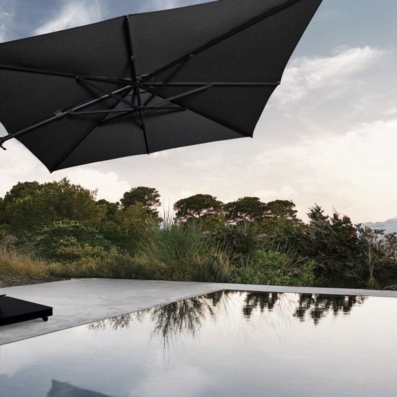 Malibu Cantilever Umbrella – Black 3M