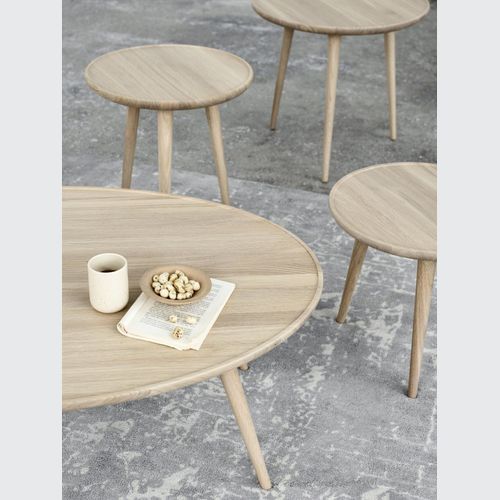 Accent Oval Lounge Table