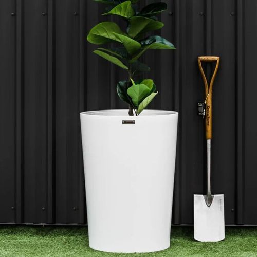 Milan 770 Planter