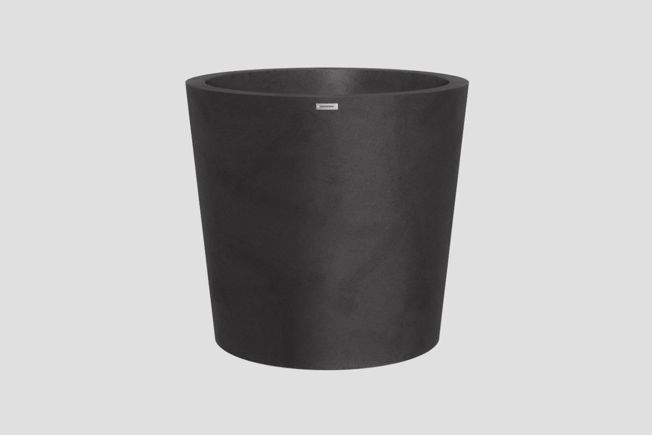 Milan Grande Planter