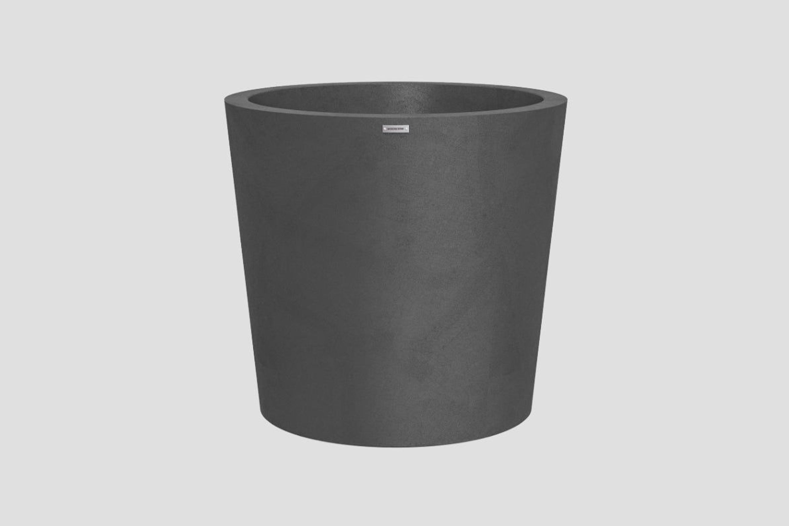 Milan Grande Planter