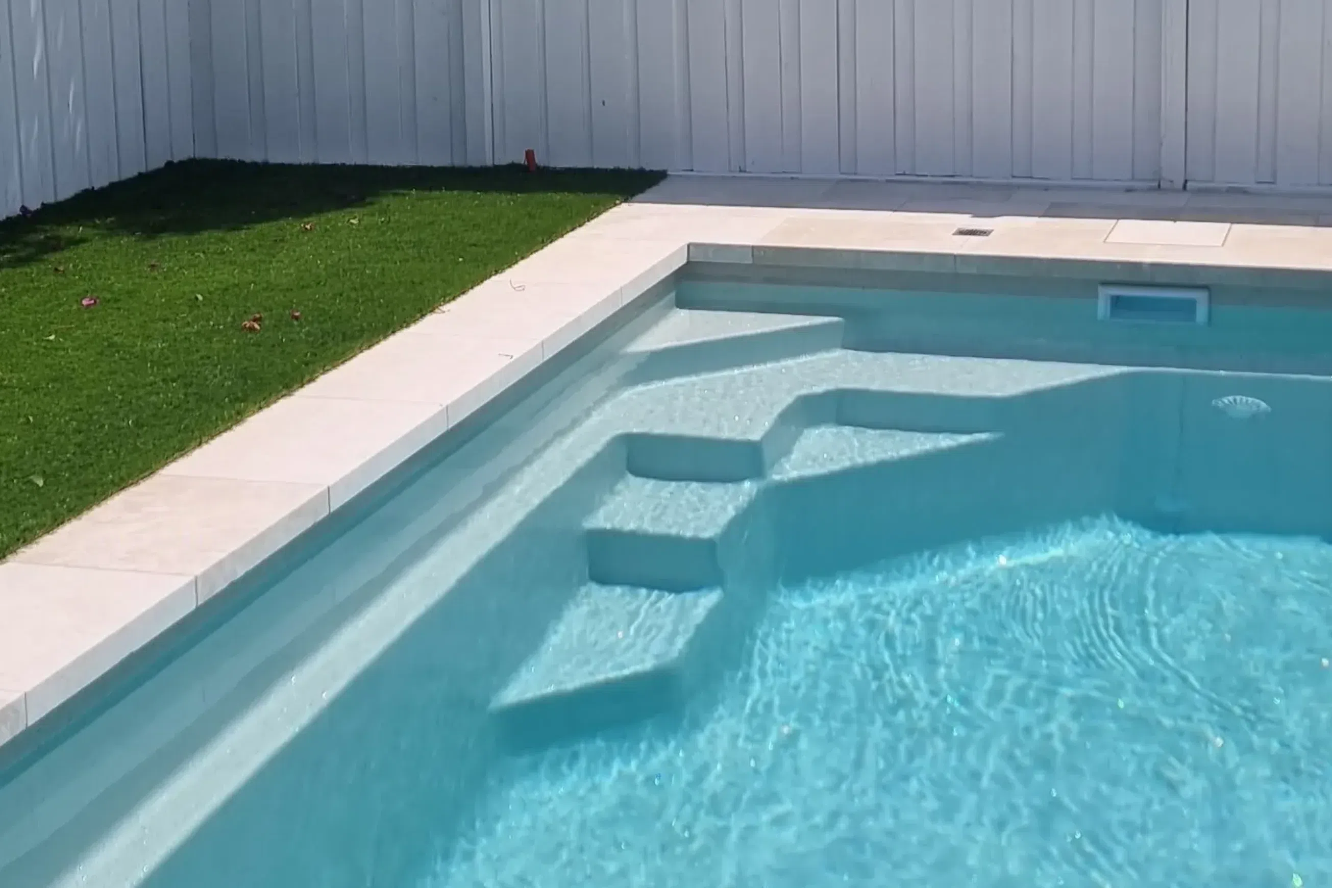 Papillon Sandblasted Limestone Tiles
