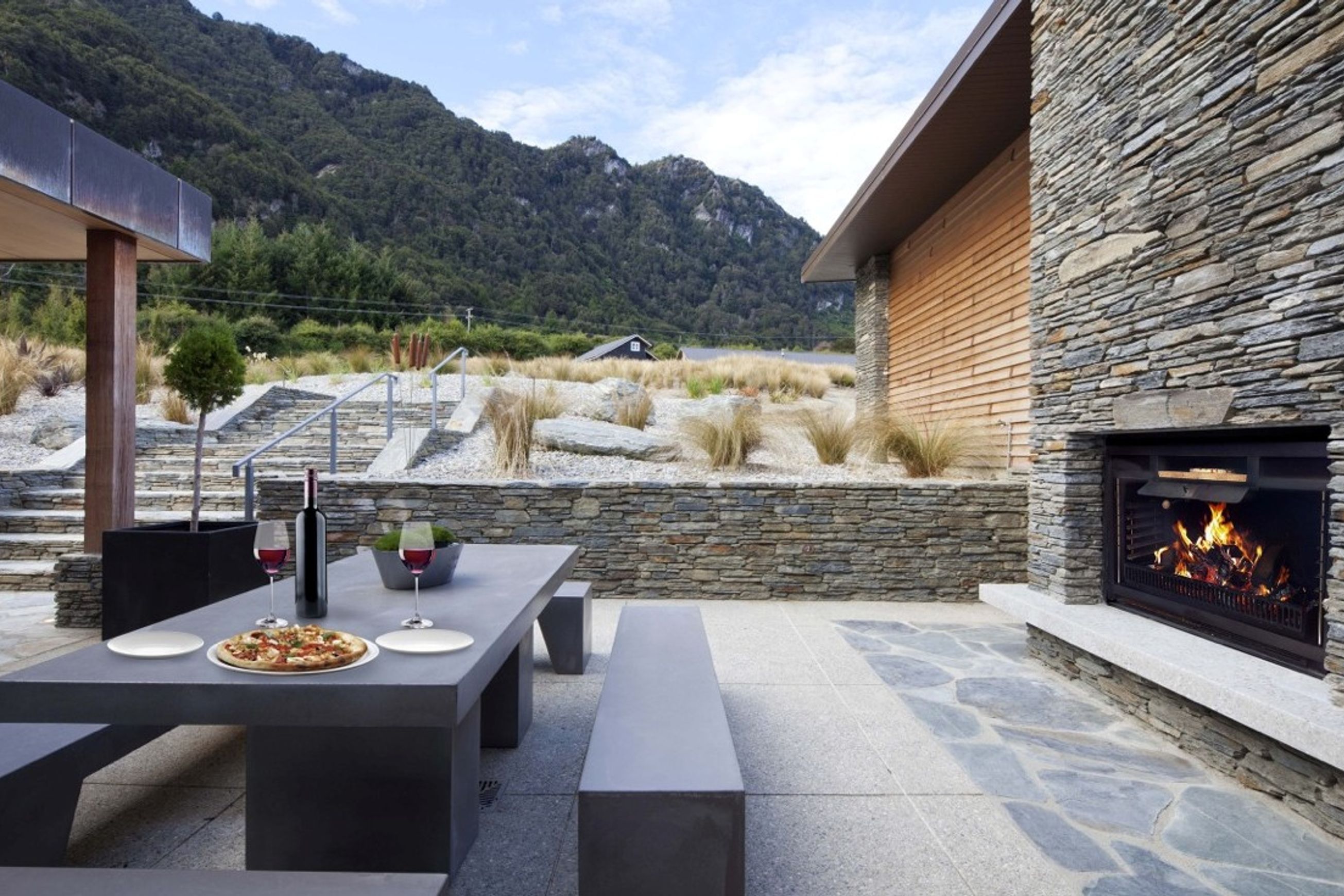 Warmington | Nouveau Outdoor Wood Pizzeria