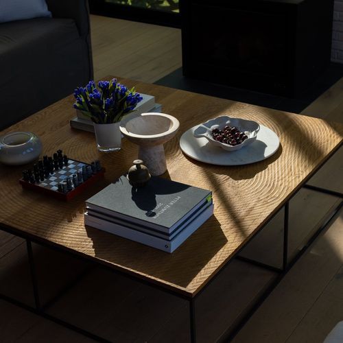 Log coffee table