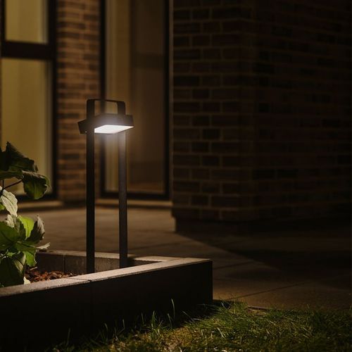 Saulio Solar Garden Spike Light