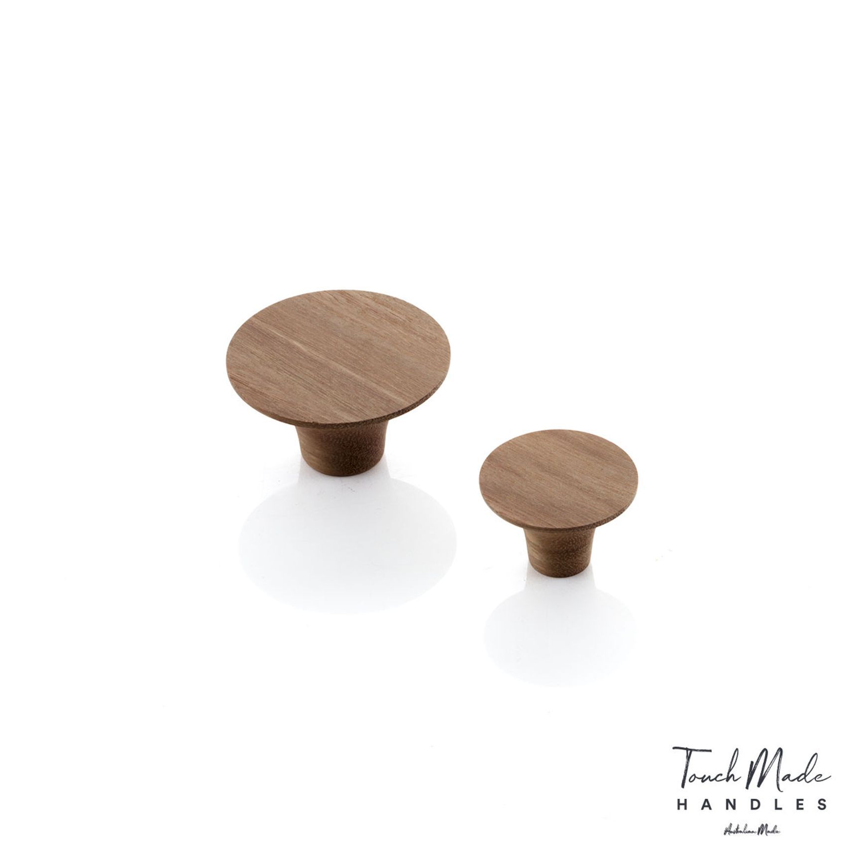 Leo Timber Knob
