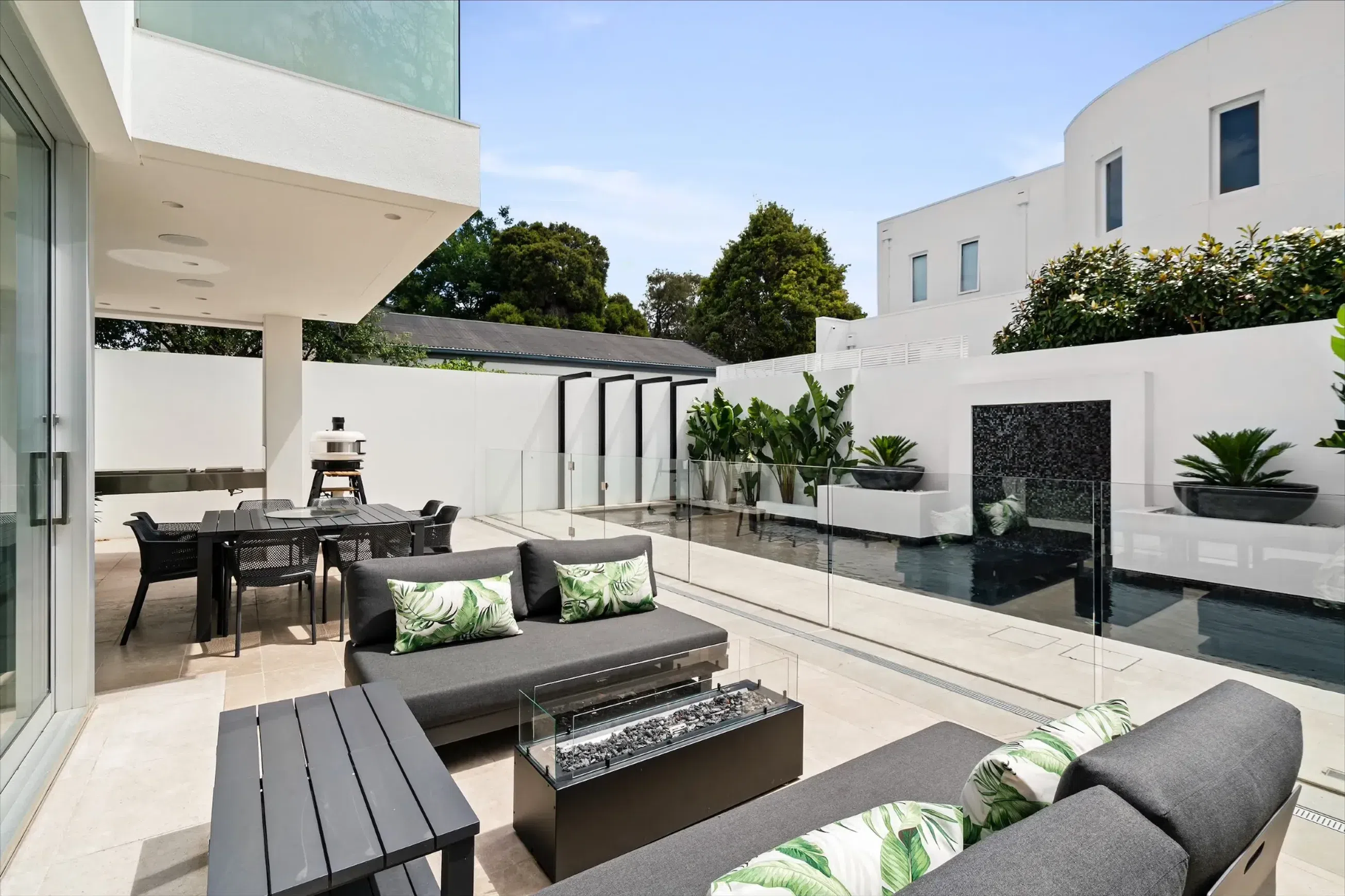 Sinai Pearl Brushed Limestone Pool Coping