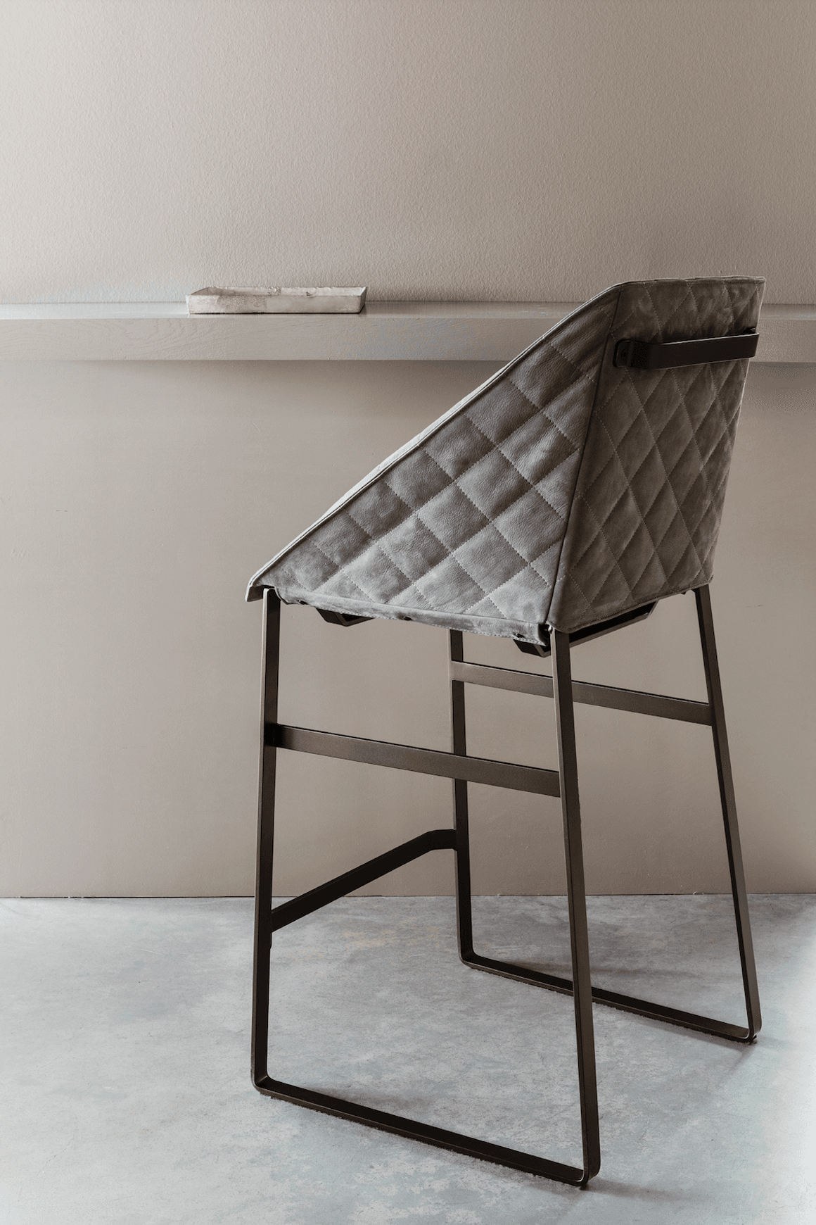 Kekke Stool High Back