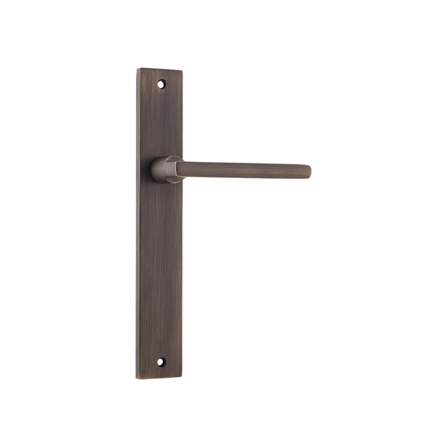 Iver Baltimore Lever on Rectangular Backplate Latch Signature Brass 10702 - Customise to your need