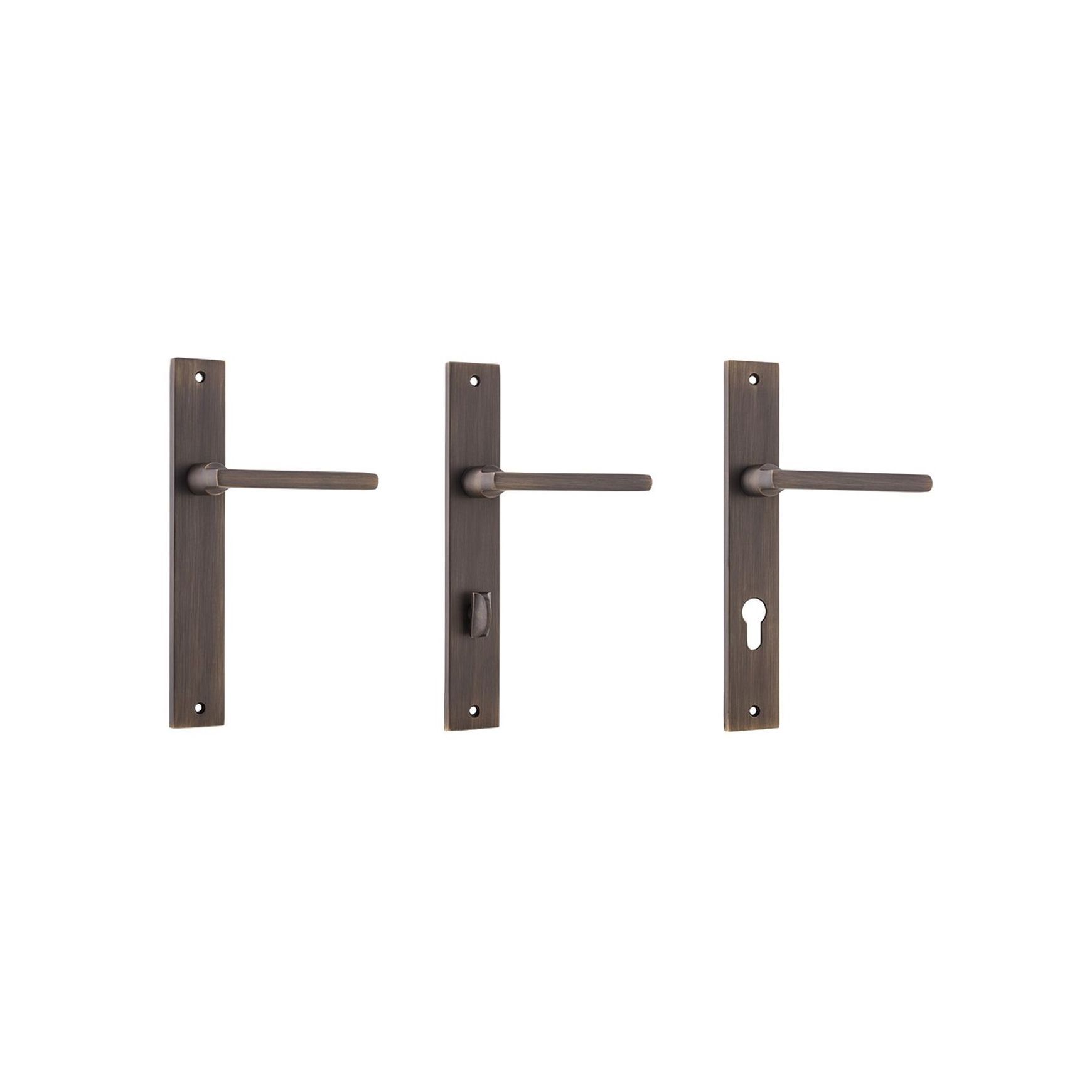 Iver Baltimore Lever Door Handle with Backplate