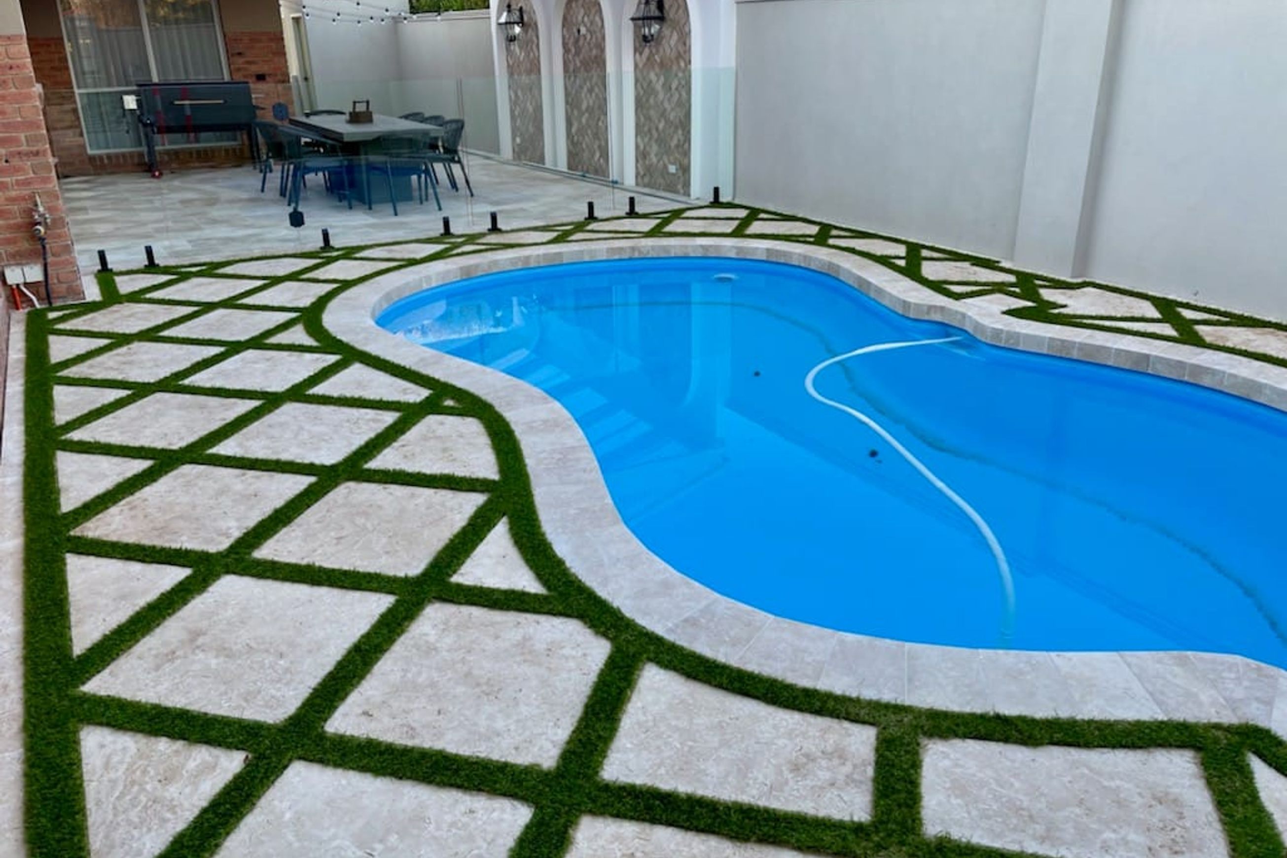 Tuscan Travertine Pool Coping