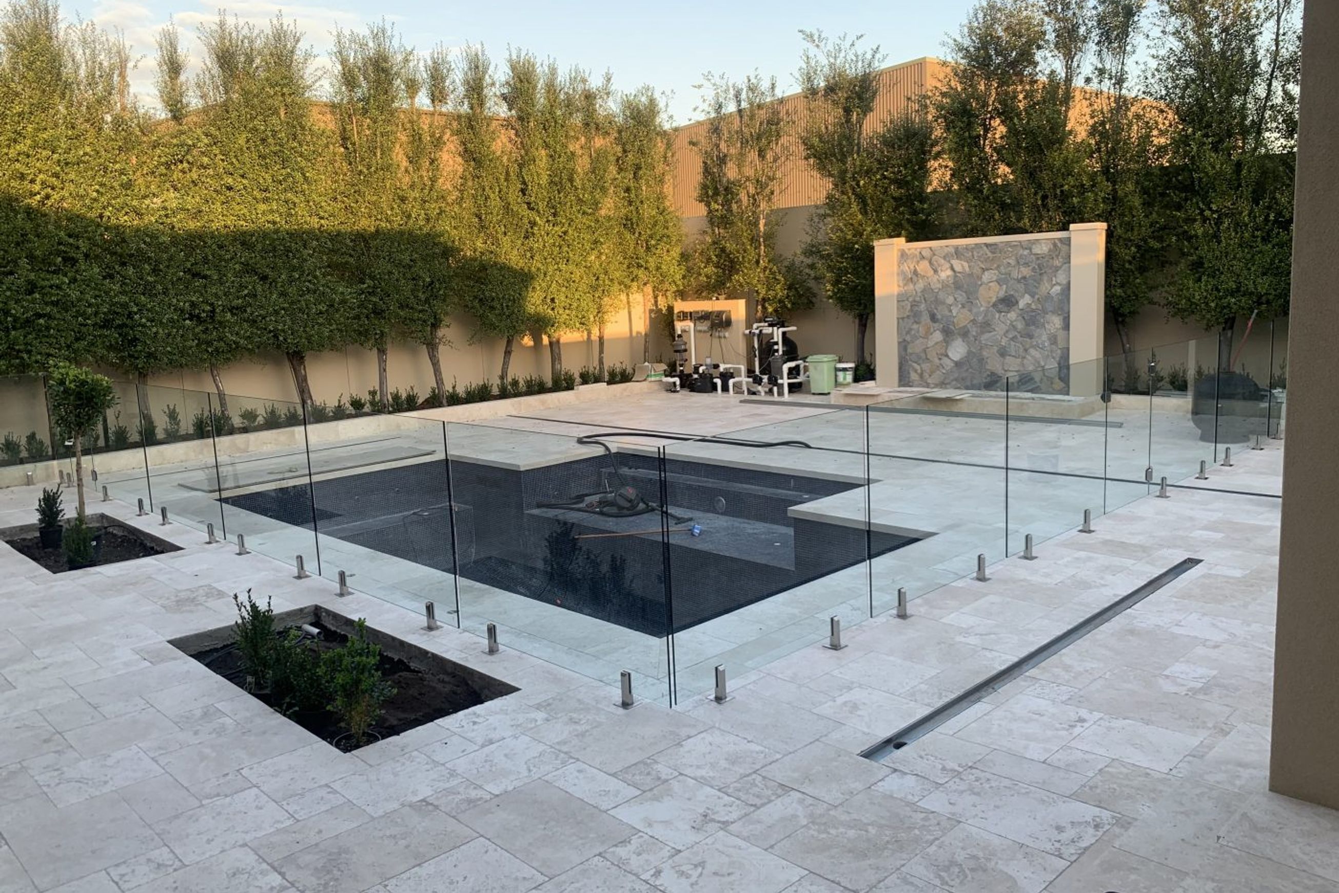 Tuscan Travertine Pool Coping