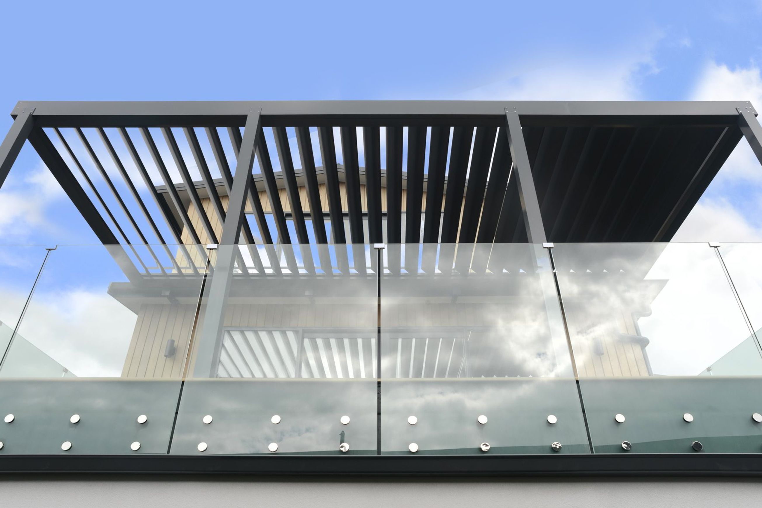 Skyrail CG-SD and DD Disc Series | Glass Balustrades