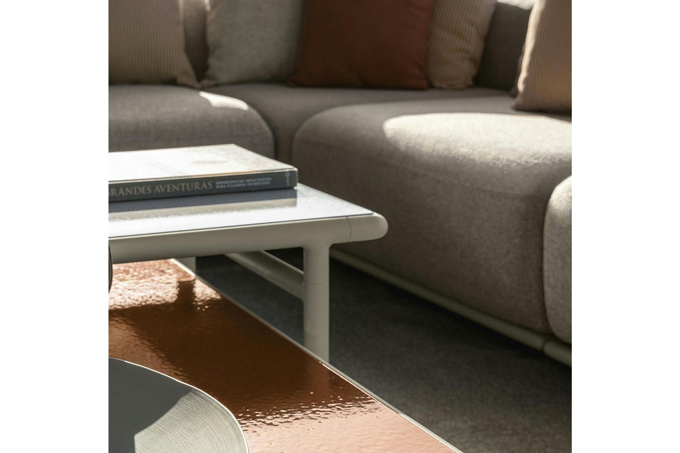 Tresse Outdoor Sofa