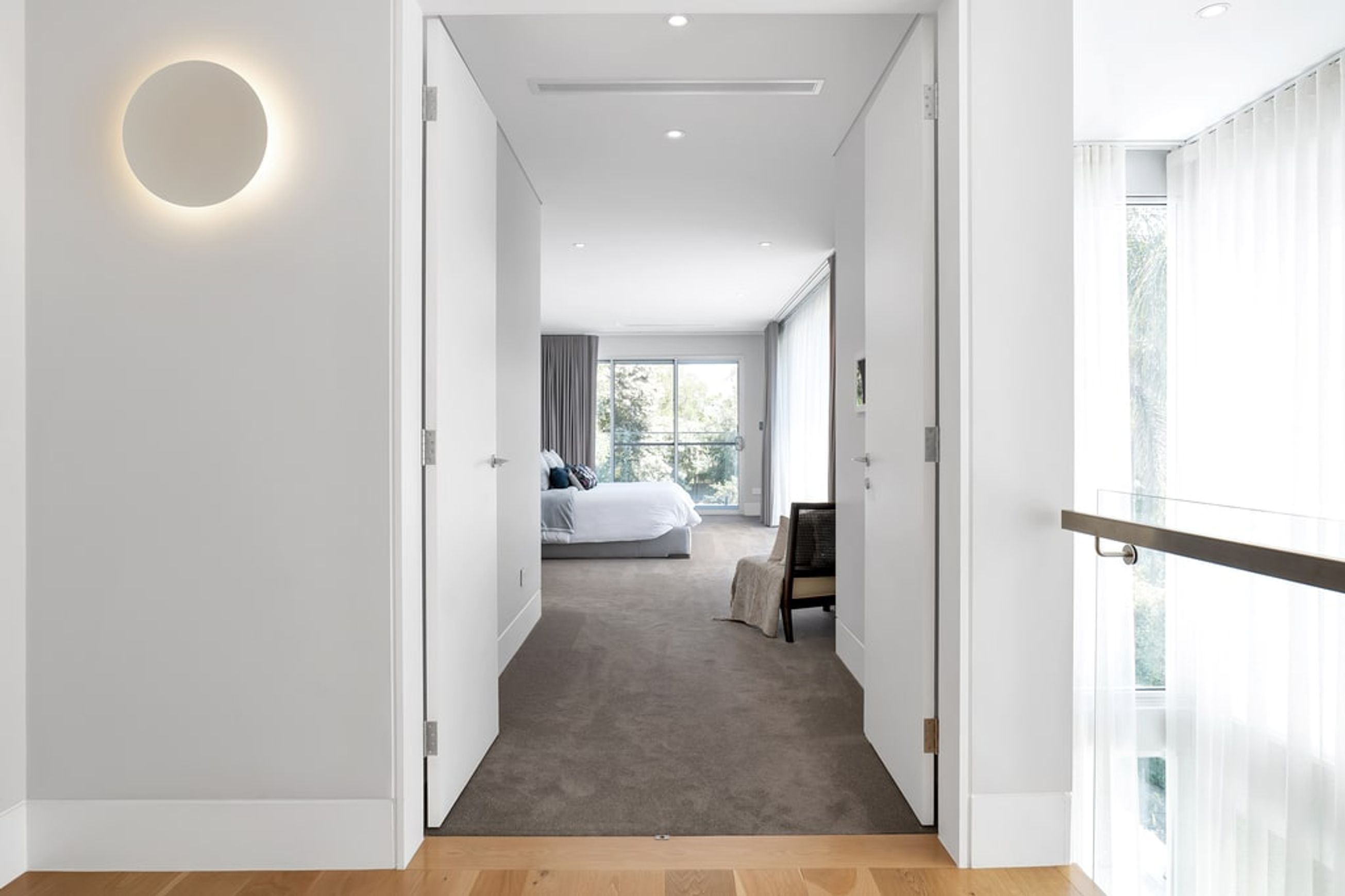 Intrim DJ800 Shadowline® Door Jamb