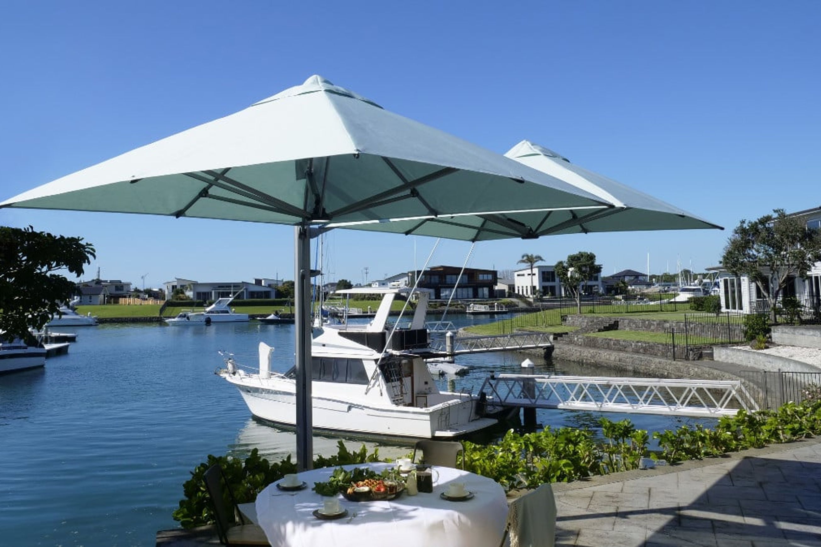 Shadowspec Unity Multi-Canopy Cantilever Umbrella