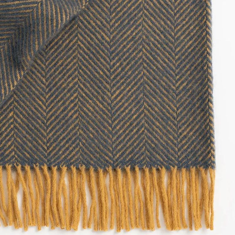 Weave Home Lerwick Throw Blanket - Navy | 100 % Wool