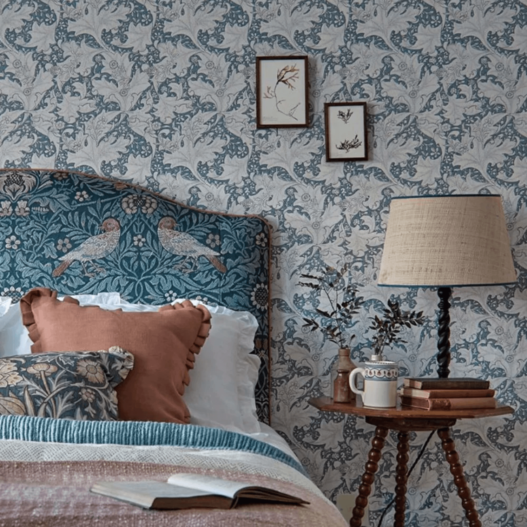 Morris & Co Wallpaper by Lahood