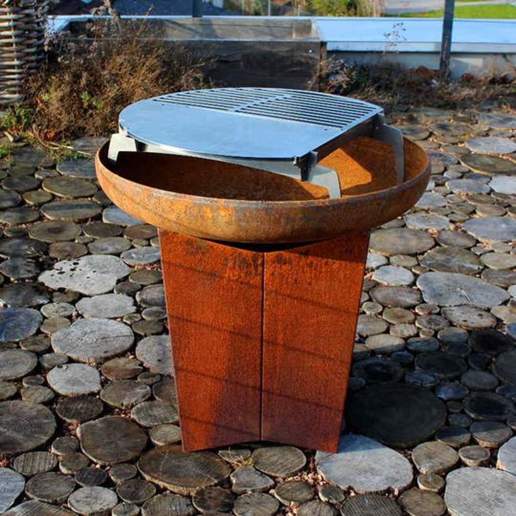 Barramundi BBQ Ring Grill & Goanna Fire Pit 65 & 80 cm