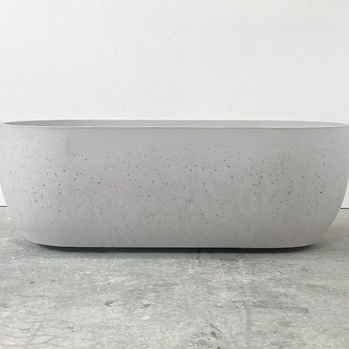Concrete Republic Yakt Concrete Bath