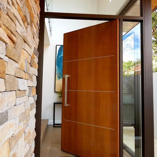 Zanda Polo Entrance Door Pull Handle