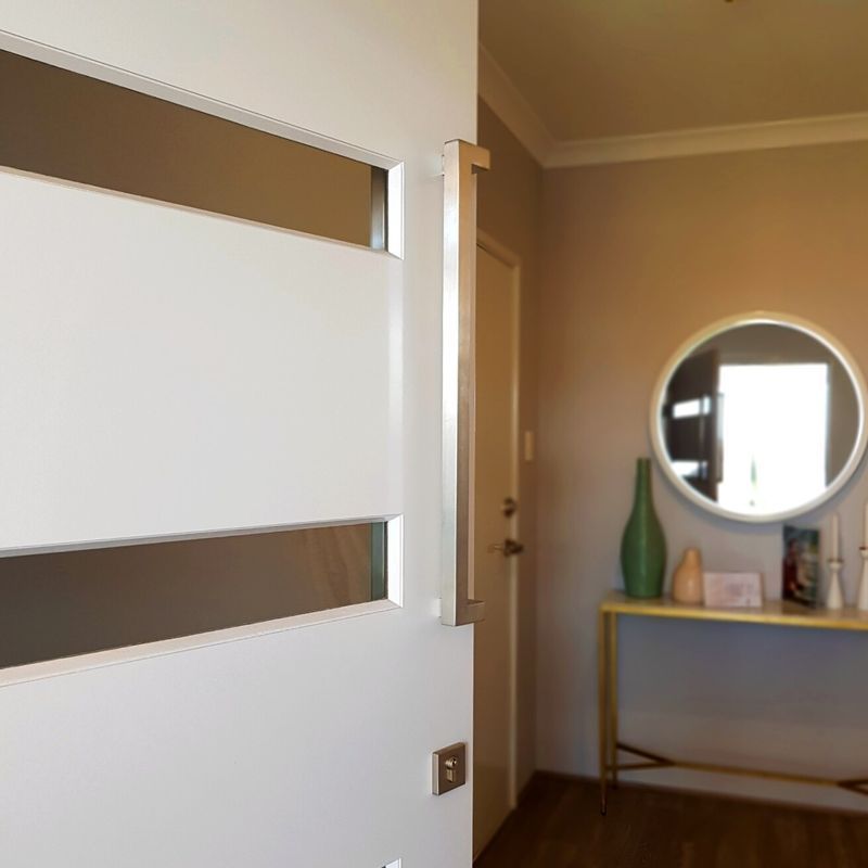 Zanda Nitro Offset Door Pull Handle