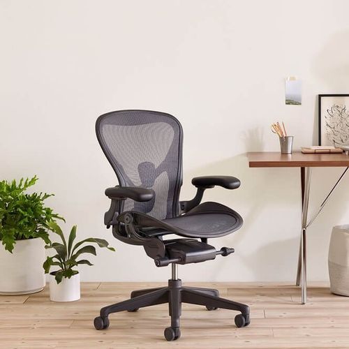 Aeron Remastered Size B | Full Spec