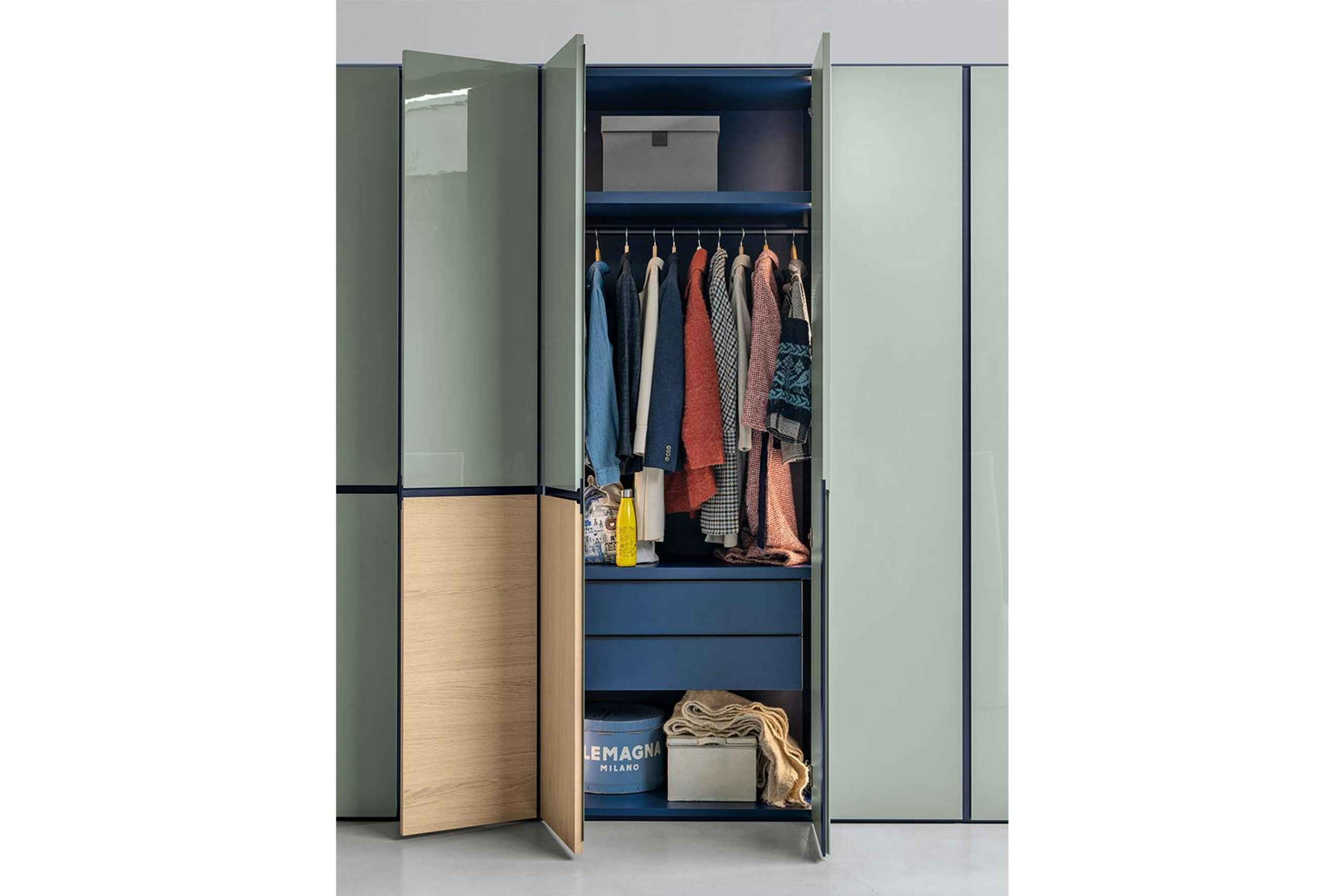Aria Wardrobe