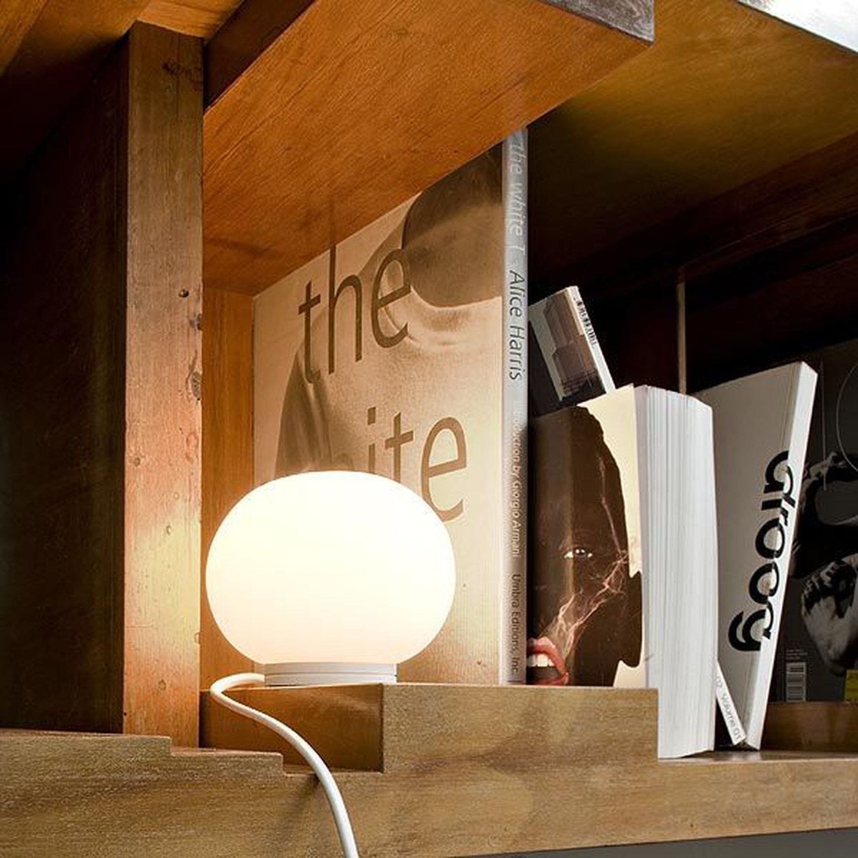 Mini Glo Ball Table Lamp