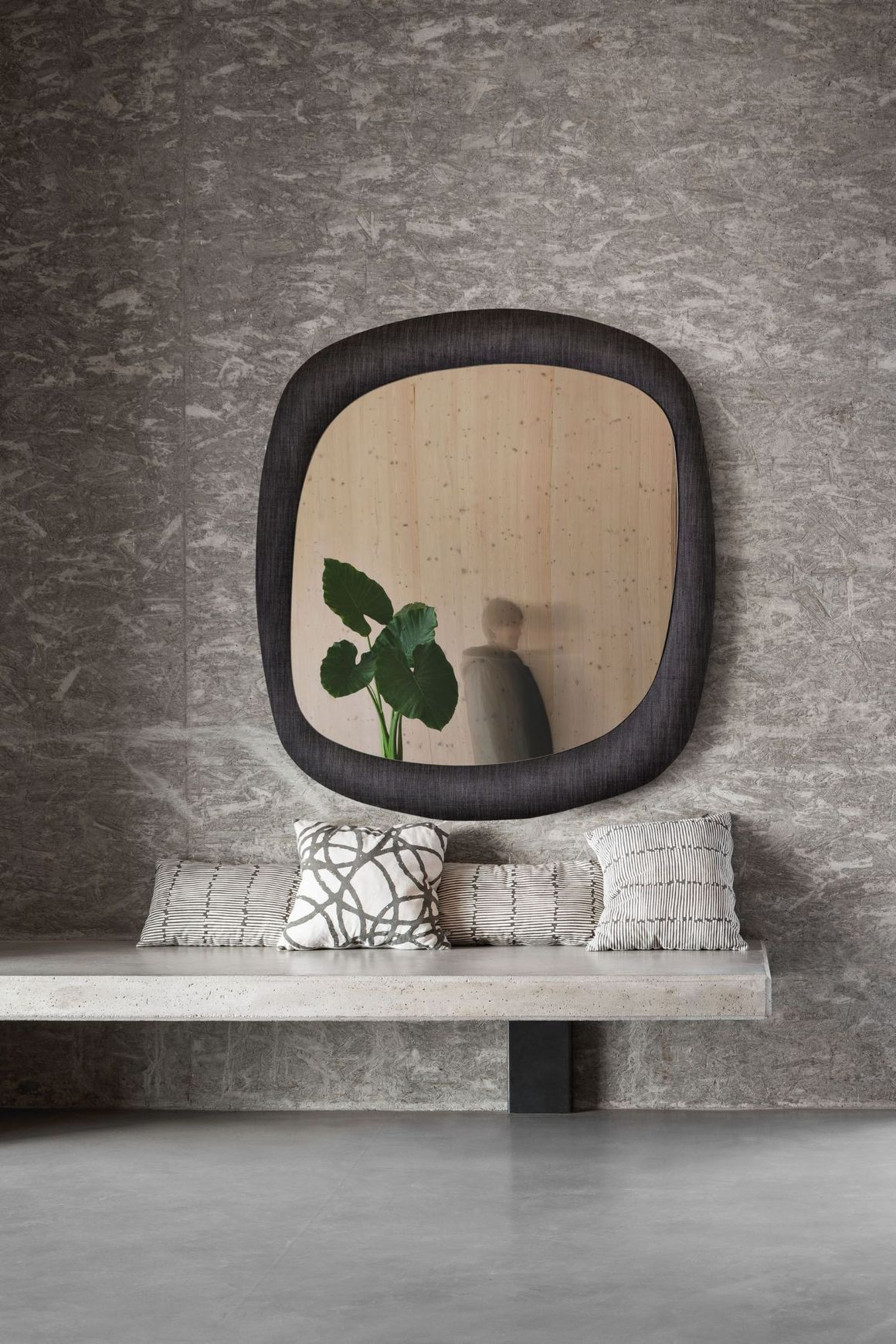 Bold Mirror