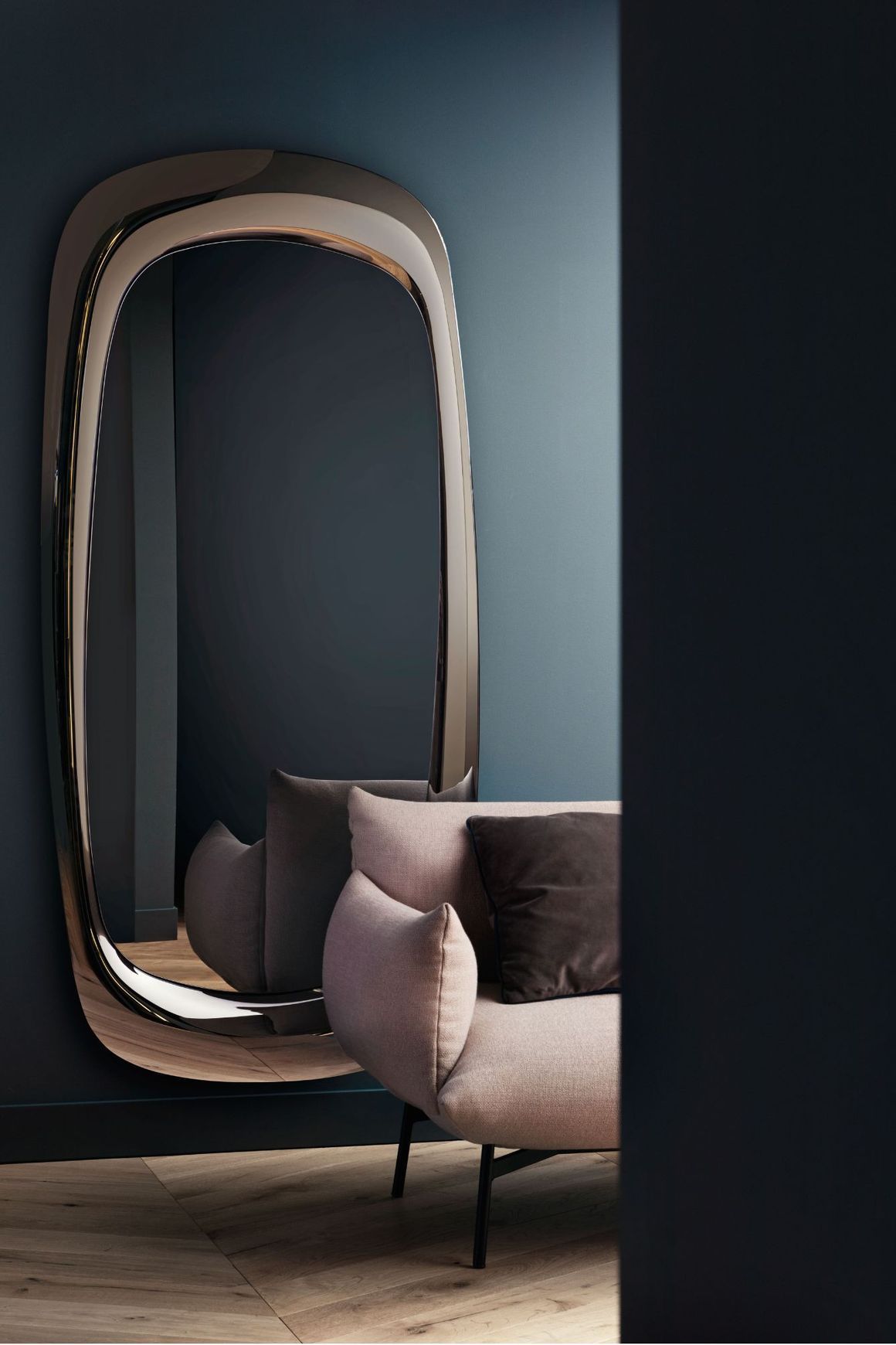Bold Mirror