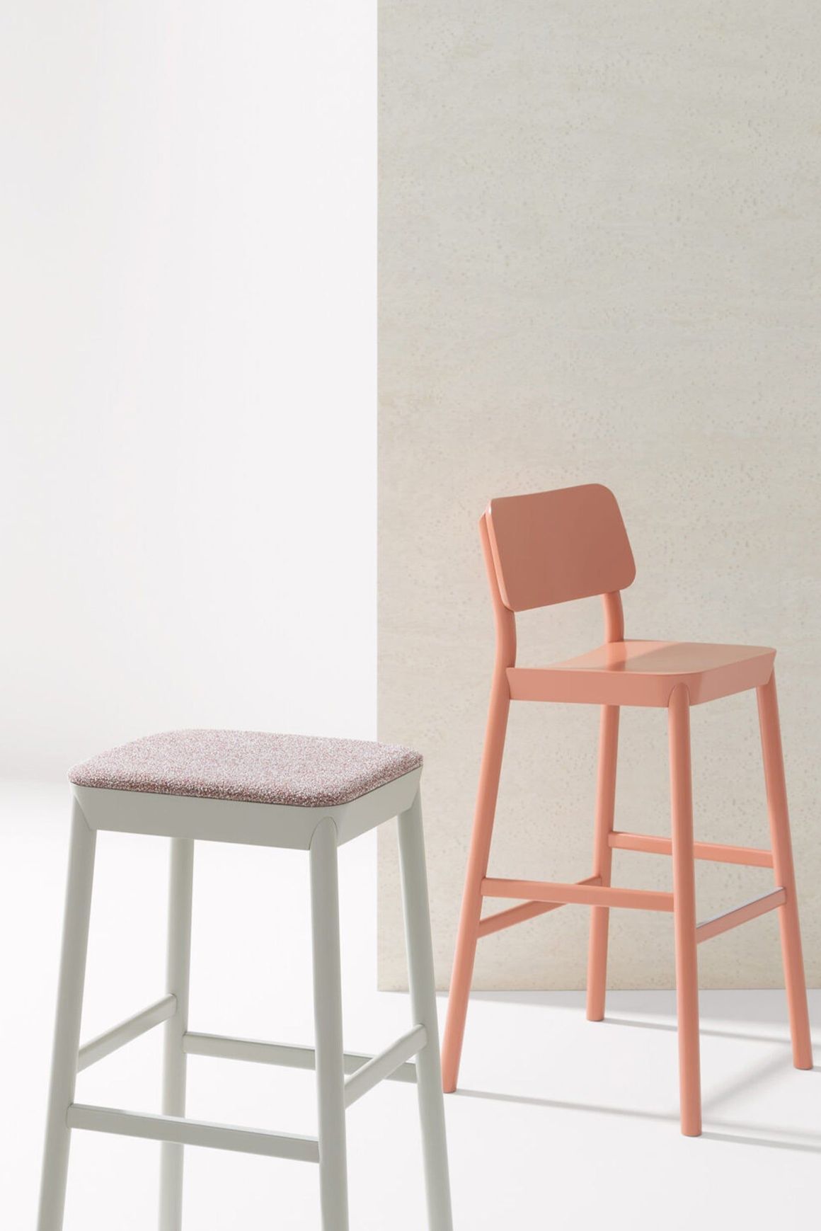Drum Stool with Backrest